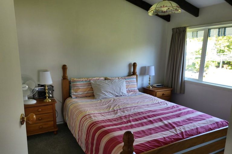 Photo of property in 2 Keene Place, Omarama, 9412