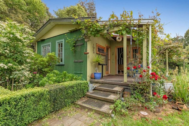 Photo of property in 16 Cole Street, Dannevirke, 4930