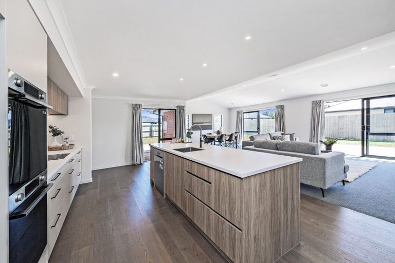 Photo of property in 22 Suffolk Drive, Kirwee, 7571