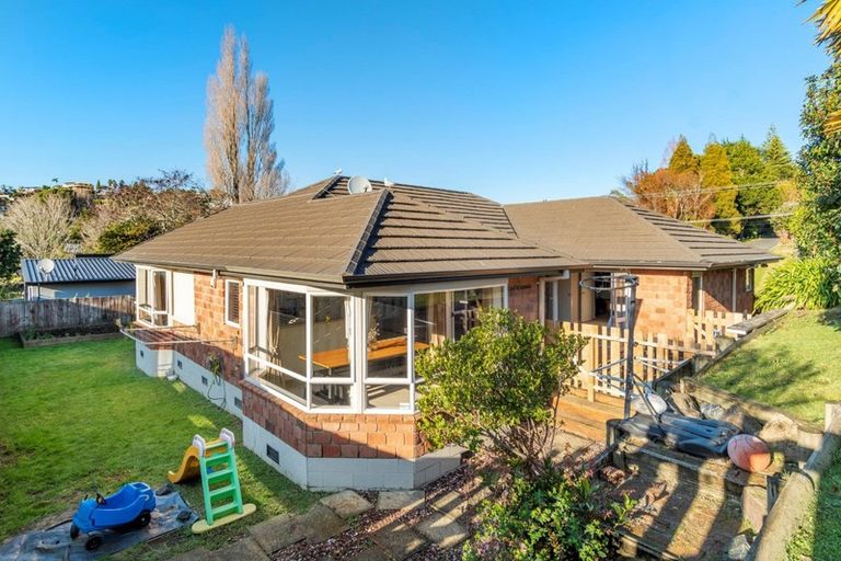 Photo of property in 2 Harbourside Way, Welcome Bay, Tauranga, 3112