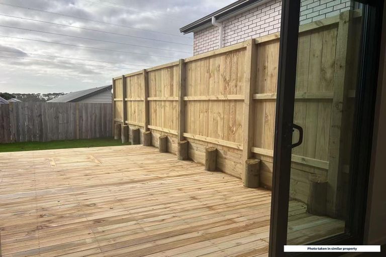 Photo of property in 42 Biokovo Street, Massey, Auckland, 0614