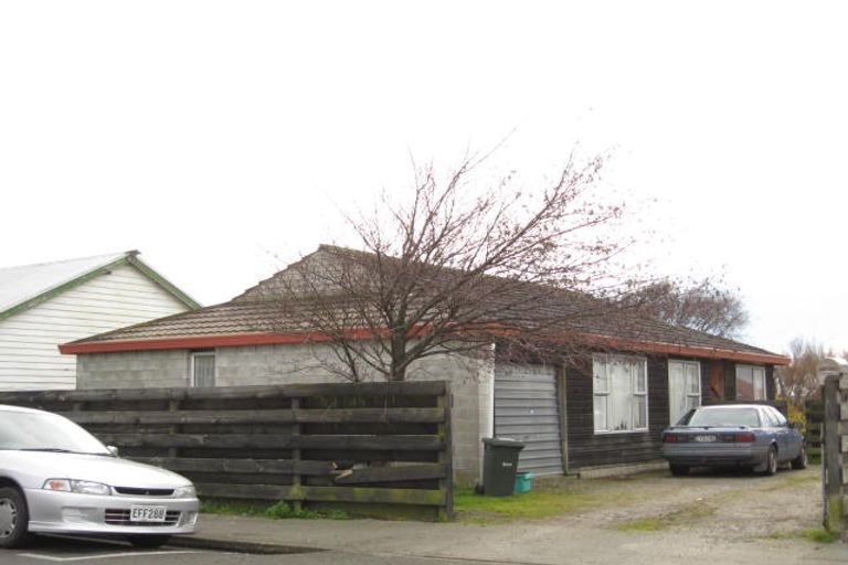 Photo of property in 16 Centre Street, Strathern, Invercargill, 9812