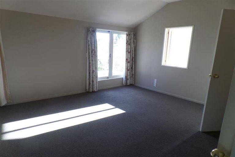 Photo of property in 1/52 Malcolm Avenue, Beckenham, Christchurch, 8023