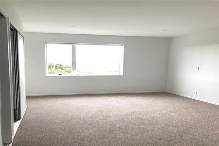 Photo of property in 38 Whimbrel Road, Flat Bush, Auckland, 2019