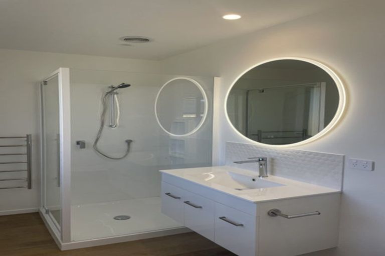 Photo of property in 72 Turuturu Road, Hawera, 4674