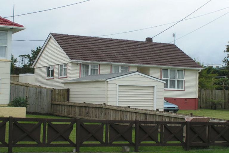 Photo of property in 4 Marsden Street, Hauraki, Auckland, 0622