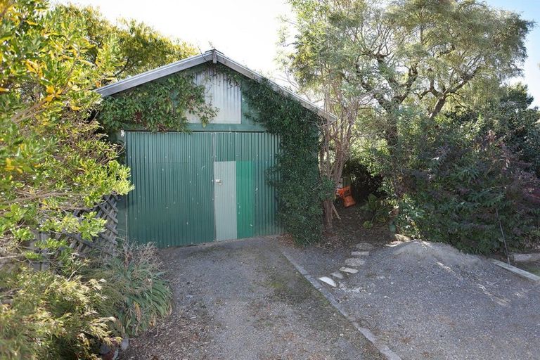 Photo of property in 6 George Street, Ohingaiti, Hunterville, 4785