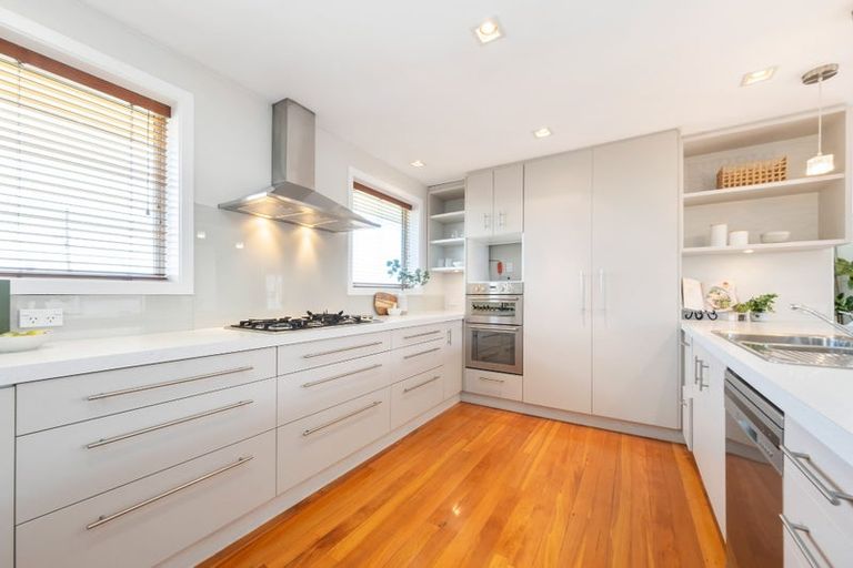 Photo of property in 39 Inwoods Road, Parklands, Christchurch, 8083