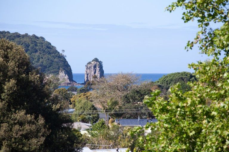 Photo of property in 2 Emmerdale Drive, Hahei, Whitianga, 3591