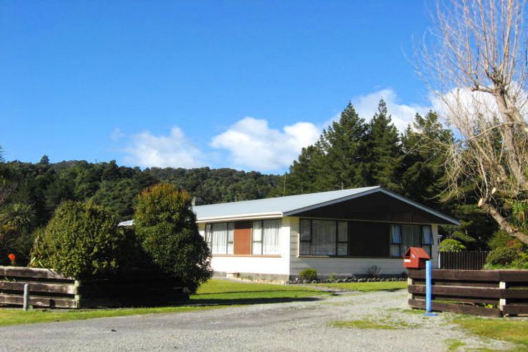 Photo of property in 279 Marsden Road, Greymouth, 7805