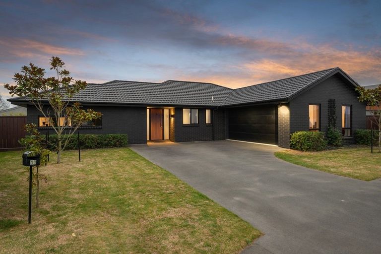 Photo of property in 11 Donne Street, Marshland, Christchurch, 8083