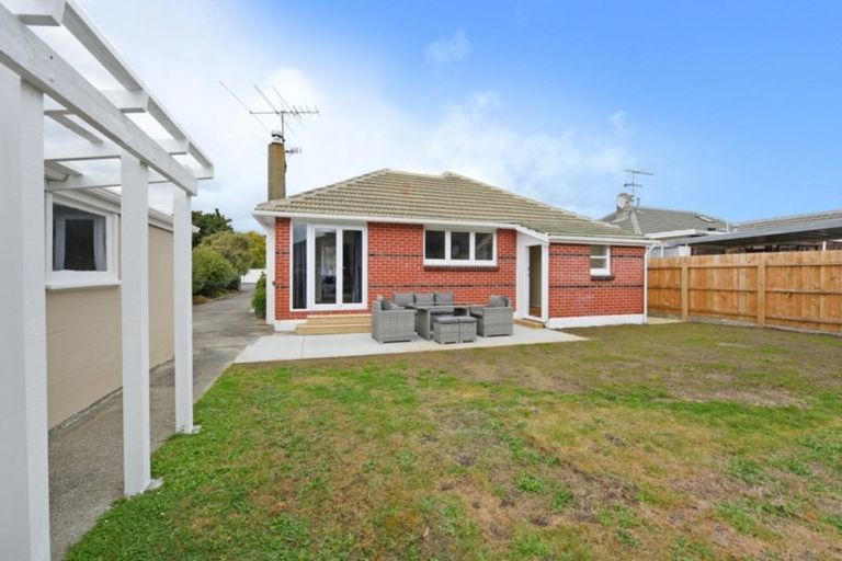 Photo of property in 251 Fergusson Drive, Heretaunga, Upper Hutt, 5018