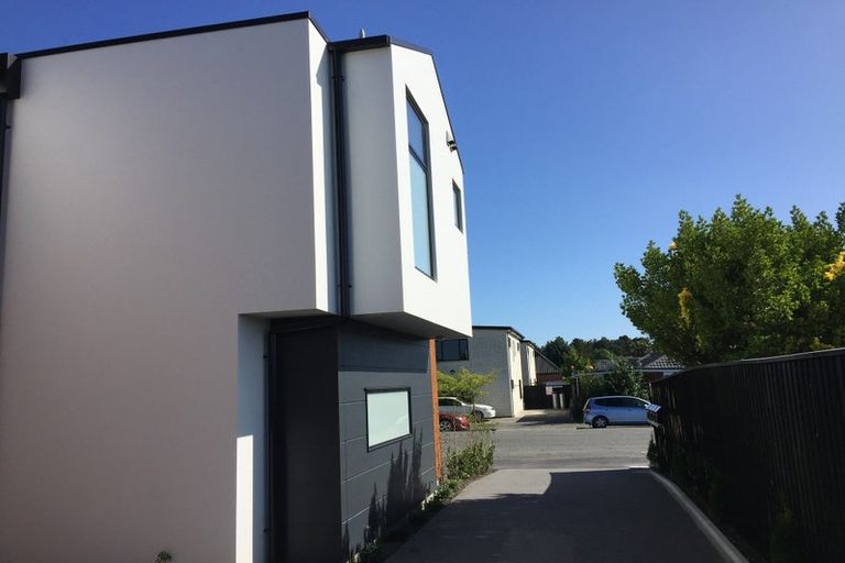 Photo of property in 1/45 Maxwell Street, Riccarton, Christchurch, 8041