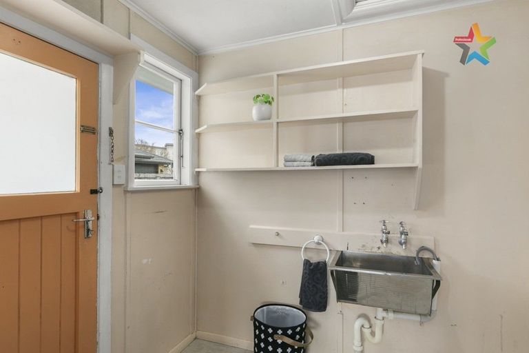 Photo of property in 1036 High Street, Avalon, Lower Hutt, 5011