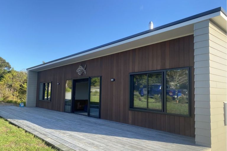Photo of property in 11 Kaha Place, Russell, 0272
