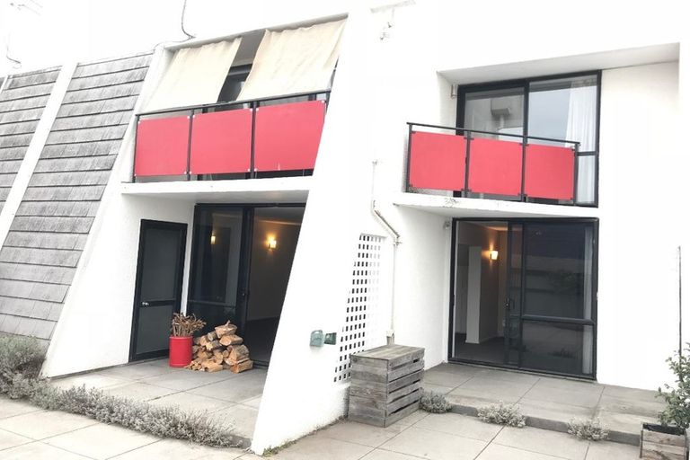 Photo of property in 1/88 Antigua Street, Addington, Christchurch, 8024