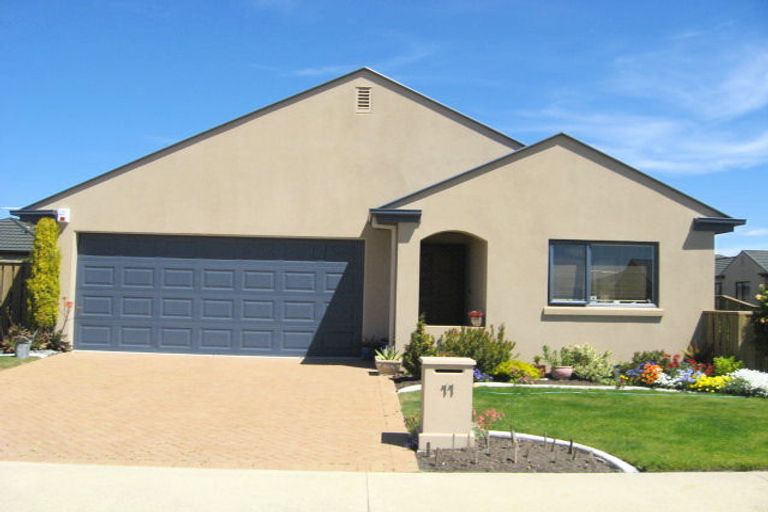 Photo of property in 11 Beechwood Drive, Northwood, Christchurch, 8051