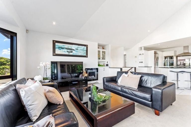 Photo of property in 12 Sunburst Avenue, Snells Beach, 0920