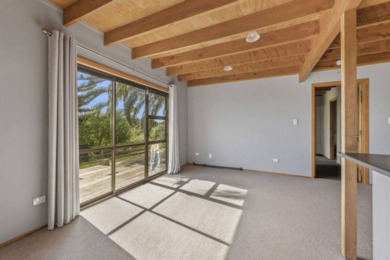 Photo of property in 380 Paremoremo Road, Paremoremo, Auckland, 0632