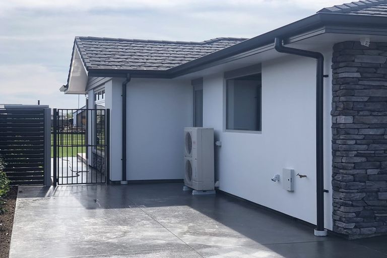 Photo of property in 73 The Esplanade, Pegasus, 7612