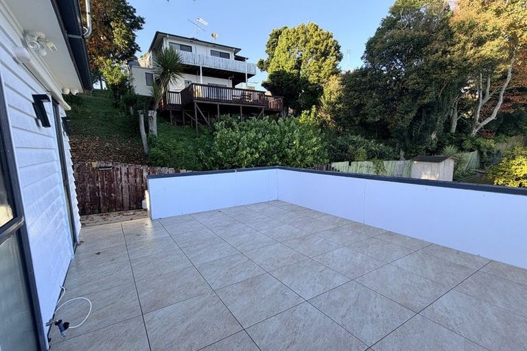 Photo of property in 2/24 Bonito Place, Bayview, Auckland, 0629