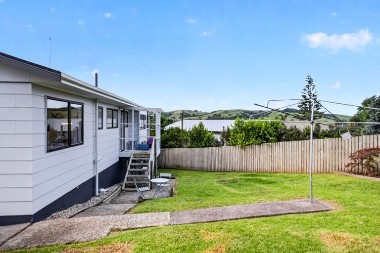 Photo of property in 45 Rautawhiri Road, Helensville, 0800