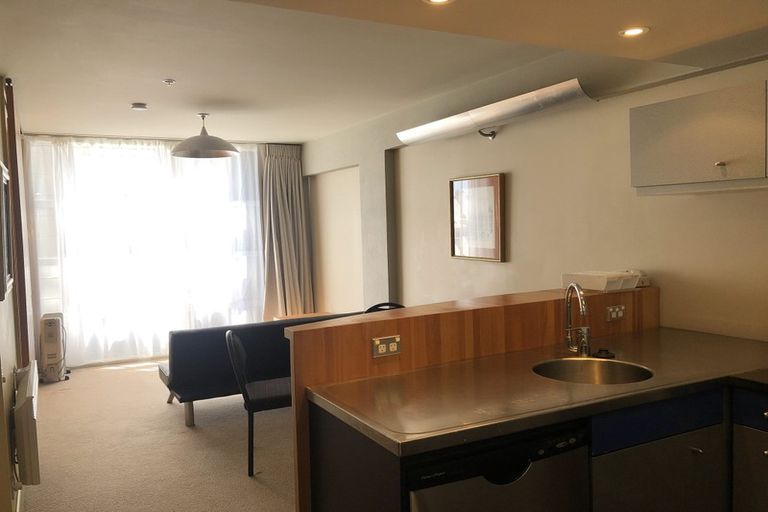 Photo of property in St Pauls Apartments, 63/43 Mulgrave Street, Thorndon, Wellington, 6011