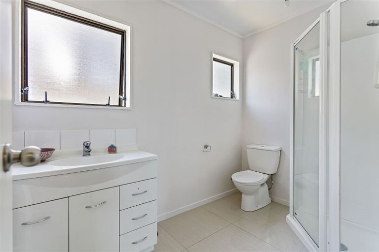 Photo of property in 19a Greenock Road, Ranui, Auckland, 0612