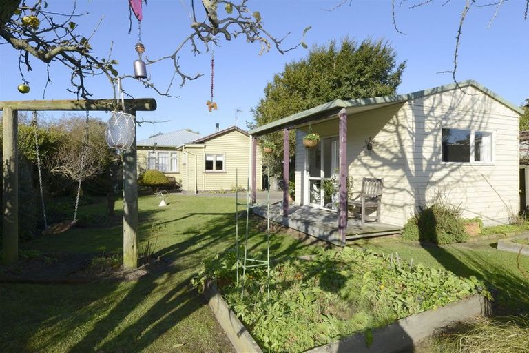 Photo of property in 133 Tancred Street, Linwood, Christchurch, 8062