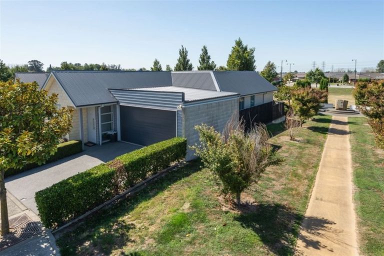 Photo of property in 14 Cellars Way, Yaldhurst, Christchurch, 8042