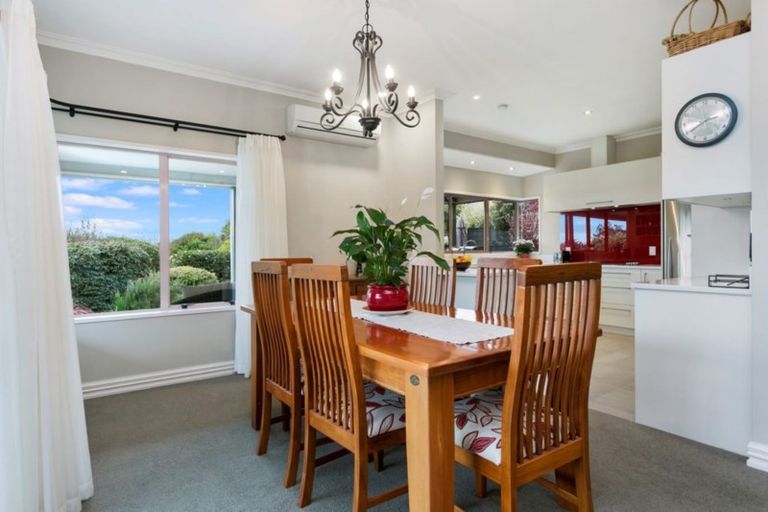 Photo of property in 30 Sheridan Crescent, Leamington, Cambridge, 3432