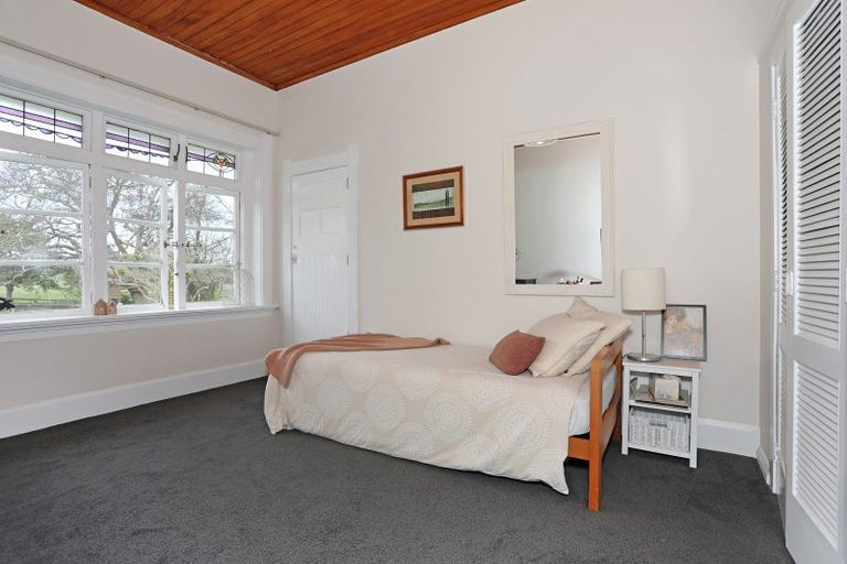 Photo of property in 55 Hawkestone Road, Marton, 4710