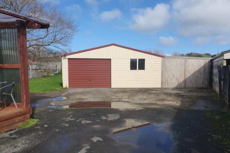 Photo of property in 33 Strange Street, Waitara, 4320