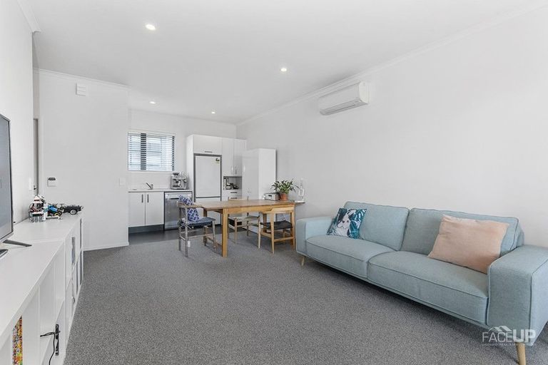 Photo of property in 7 Onekiritea Road, Hobsonville, Auckland, 0616