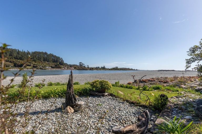 Photo of property in 19-21 Kaniere Tram, Kaniere, Hokitika, 7811