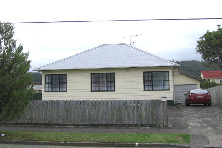 Photo of property in 56 Compton Crescent, Taita, Lower Hutt, 5011