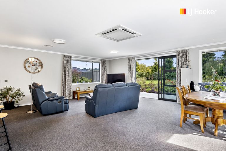 Photo of property in 16 Abbeyfield Close, Abbotsford, Dunedin, 9018