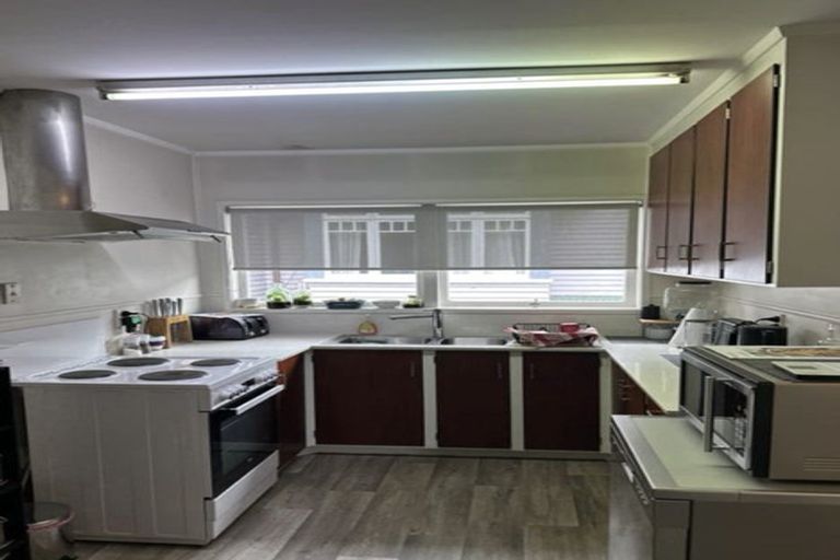 Photo of property in 2/10 Marsden Avenue, Mount Eden, Auckland, 1024