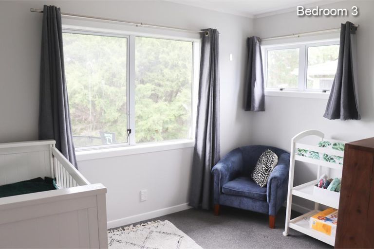 Photo of property in 107 Oreil Avenue, West Harbour, Auckland, 0618