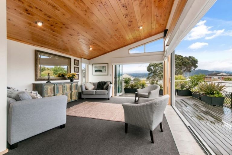 Photo of property in 14 Tatai Road, Bowentown, Katikati, 3177