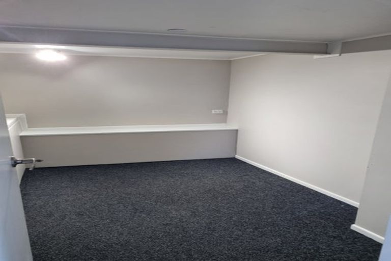 Photo of property in 7 Crystal Avenue, Glendene, Auckland, 0602