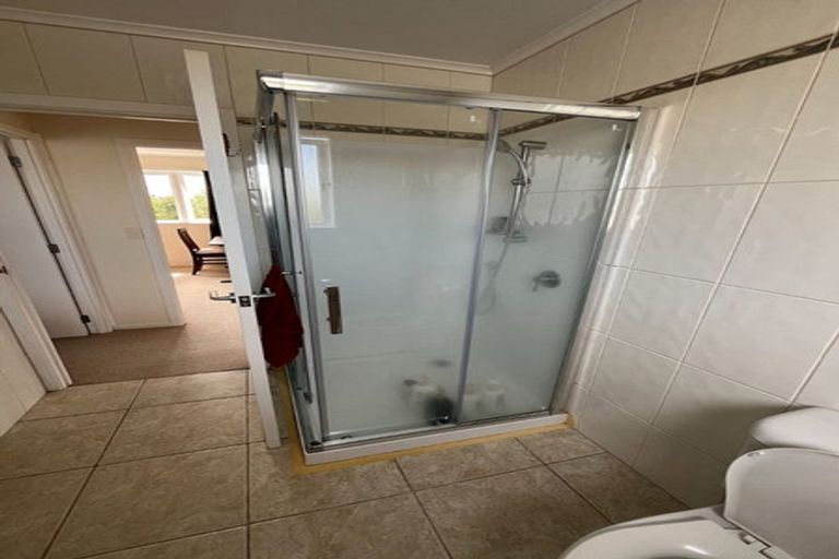 Photo of property in 8a Seine Road, Forrest Hill, Auckland, 0620