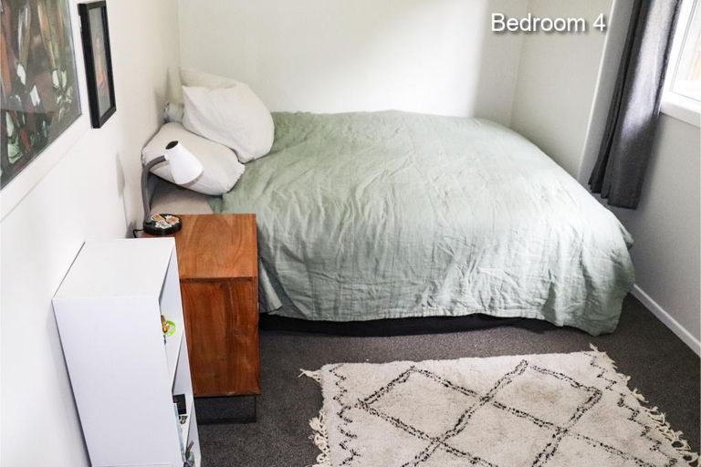 Photo of property in 107 Oreil Avenue, West Harbour, Auckland, 0618