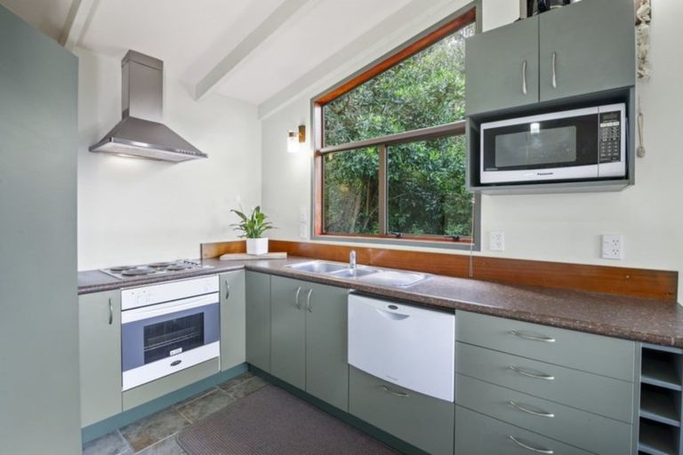 Photo of property in 68 Hauraki Terrace, Pukawa Bay, Turangi, 3381