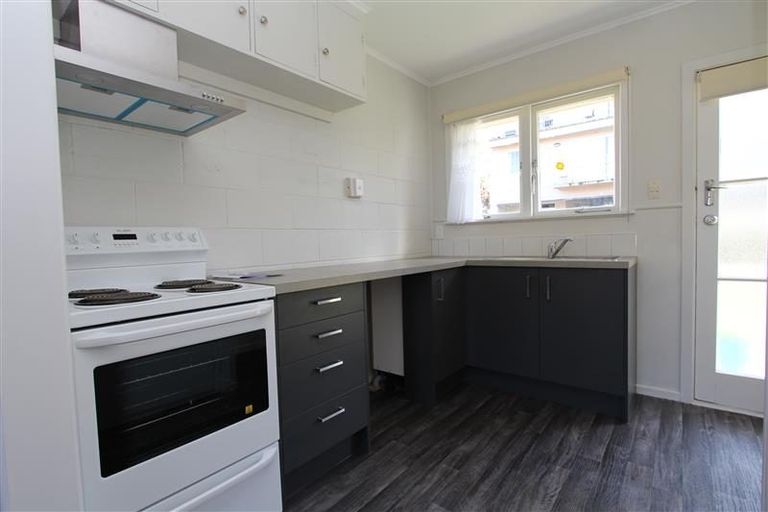 Photo of property in 3/5 Scotland Place, Hillcrest, Hamilton, 3216