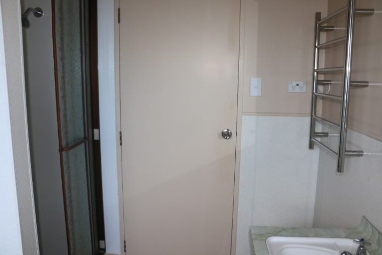 Photo of property in 34 Pencarrow Street, Highbury, Palmerston North, 4412