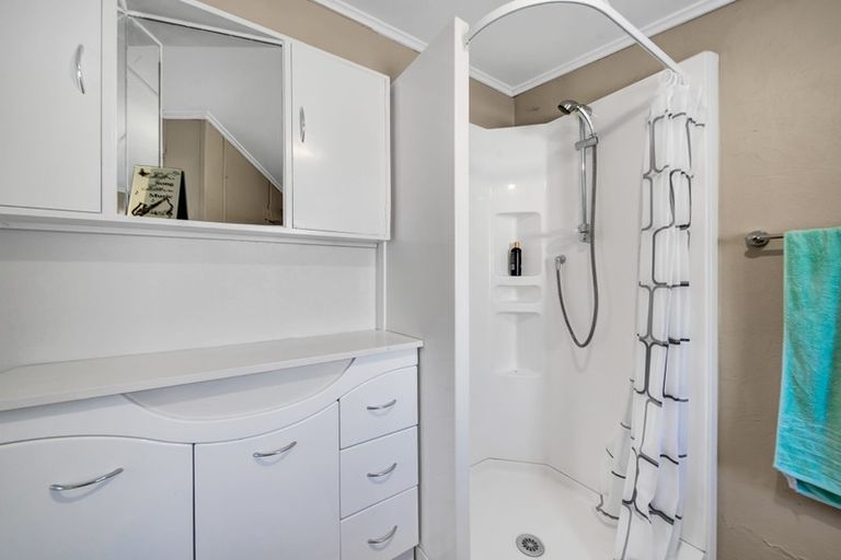 Photo of property in 39a Breakwater Road, Moturoa, New Plymouth, 4310