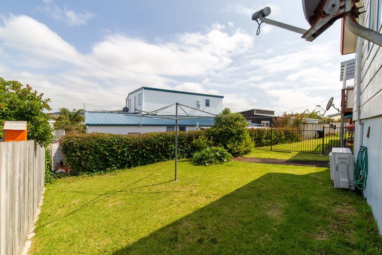Photo of property in 1a Uenuku Avenue, Raglan, 3225