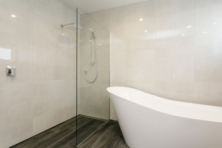 Photo of property in 32 Coprosma Crescent, Waipahihi, Taupo, 3330