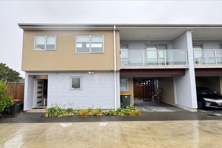Photo of property in 13e Sealord Place, Clendon Park, Auckland, 2103
